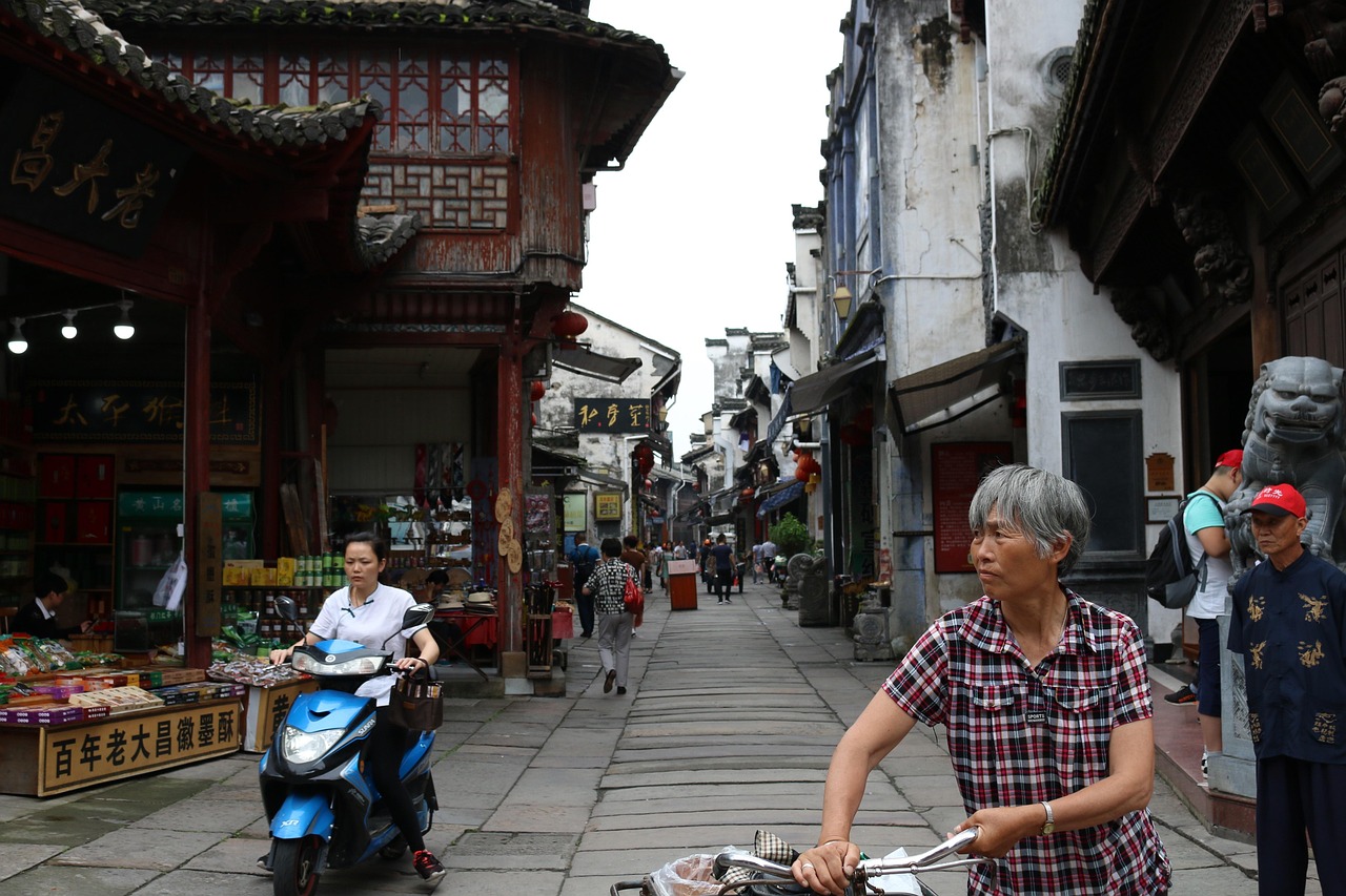 丽江美食攻略推荐，探索古城的味蕾之旅