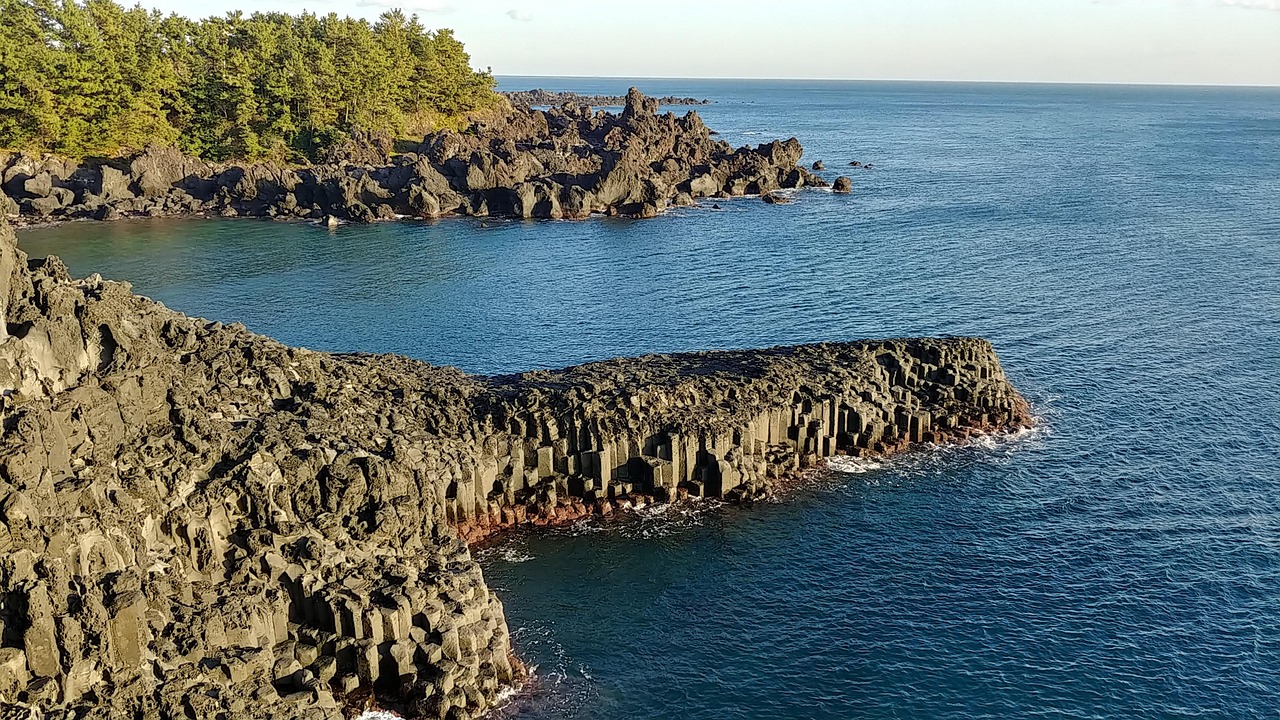 济州岛美食攻略，探索韩国岛屿的味蕾之旅