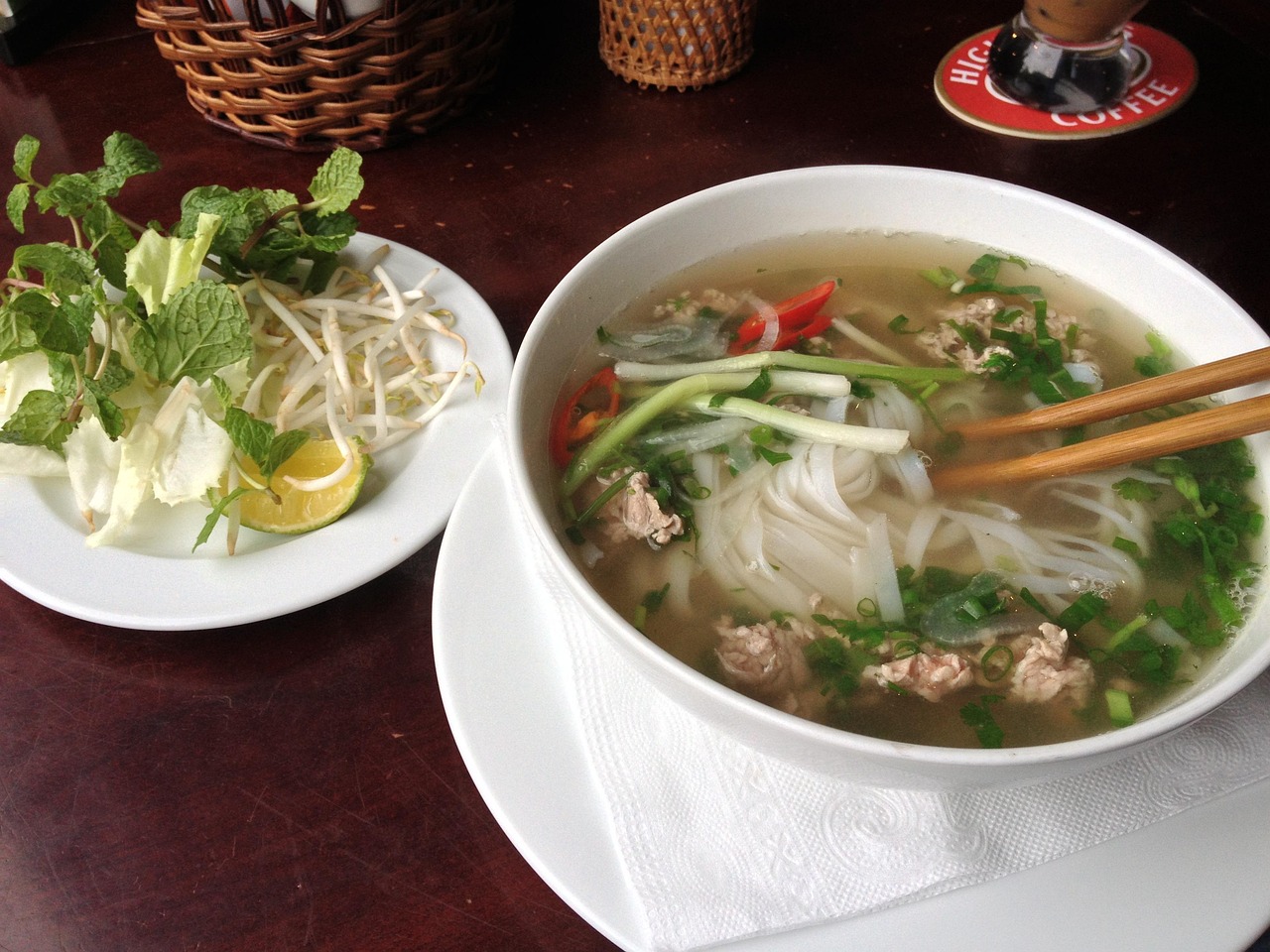 四川必去美食攻略，舌尖上的川味之旅